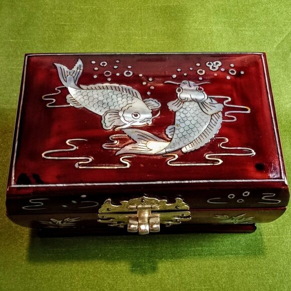 Mother of Pearl Inlay Wood Lacquer Jewelry Box - Picture 10 of 10